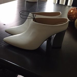 White mules